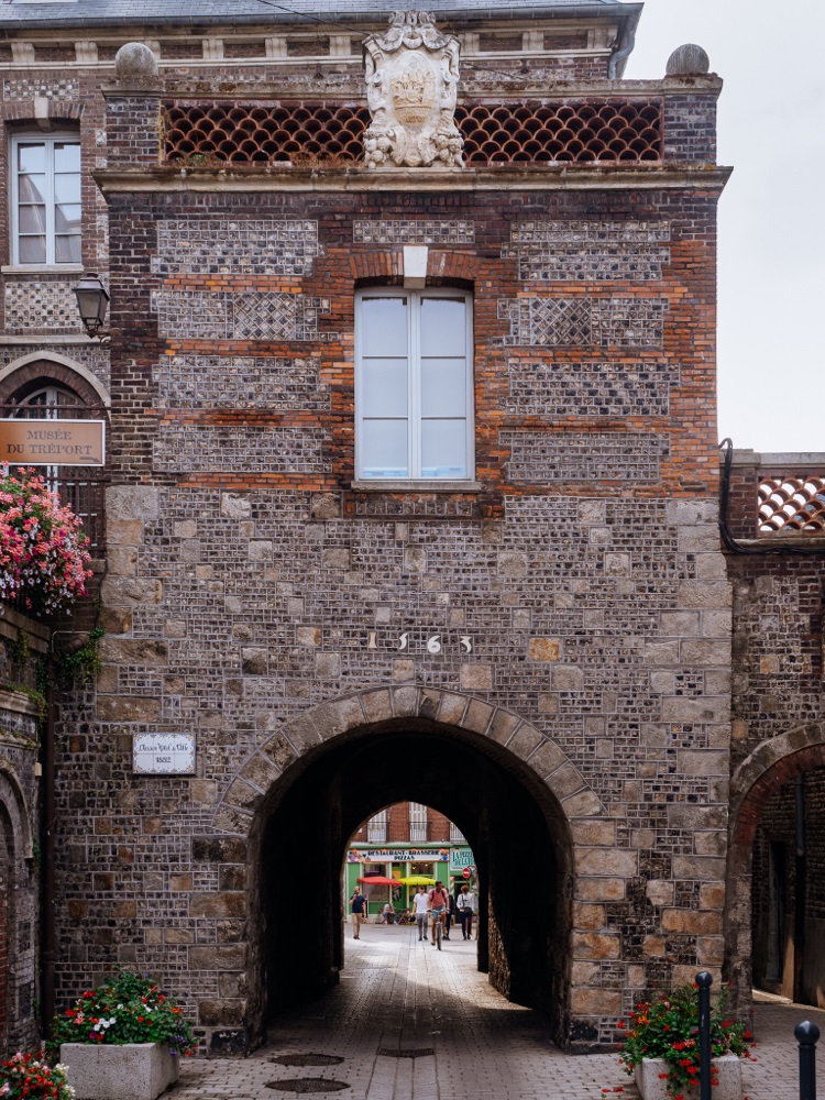 PORTE VOÛTÉE au Tréport